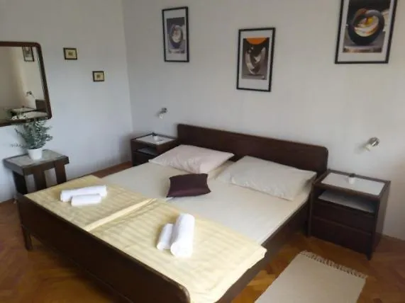 Max Apartment Kastela Villa