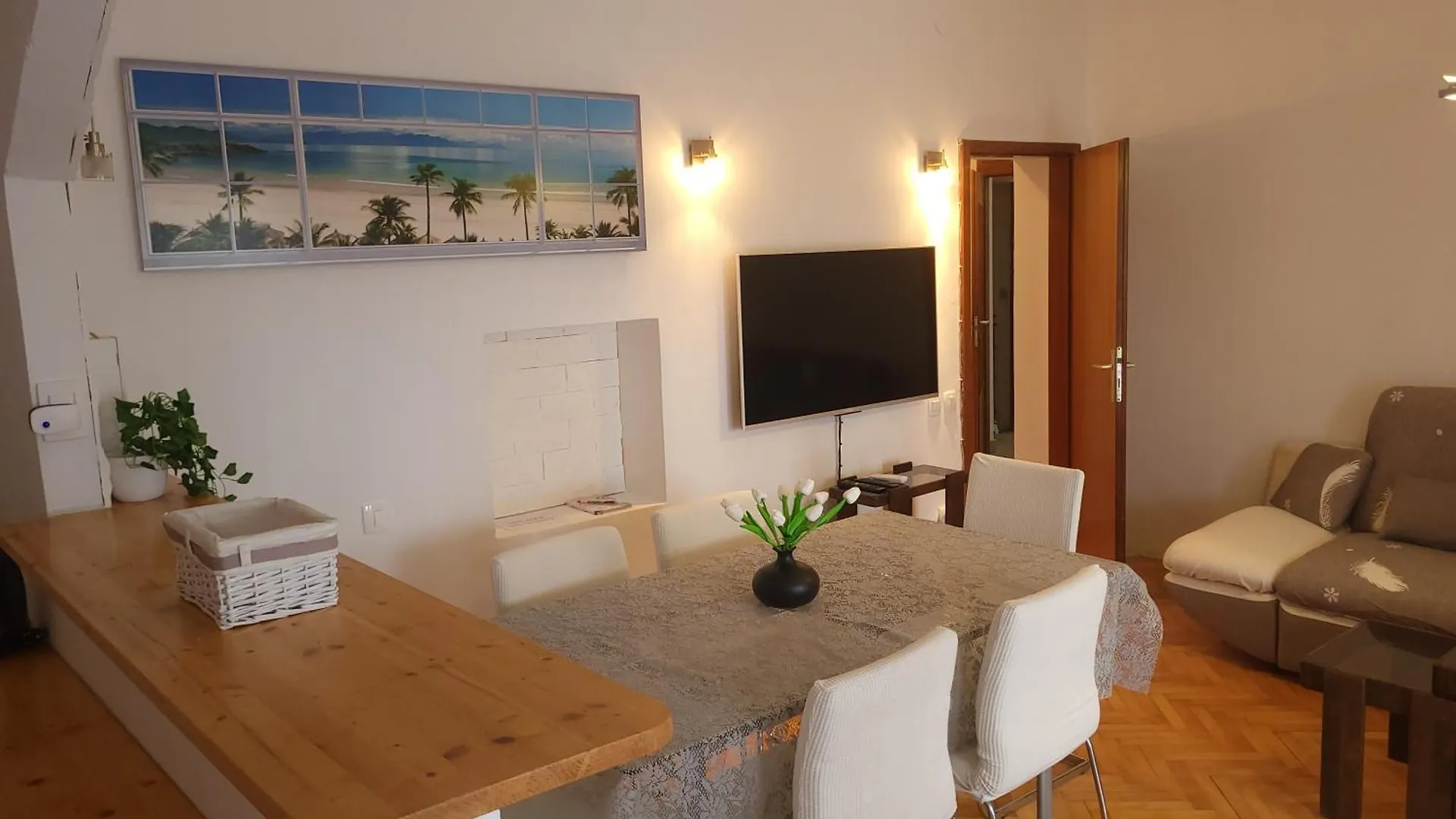 Max Apartment Kastela