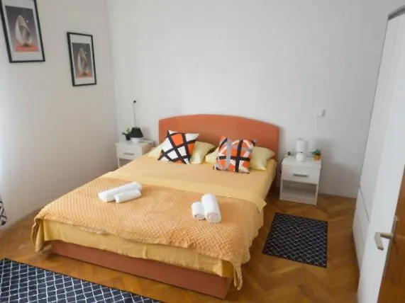 Max Apartment Kastela 0*,