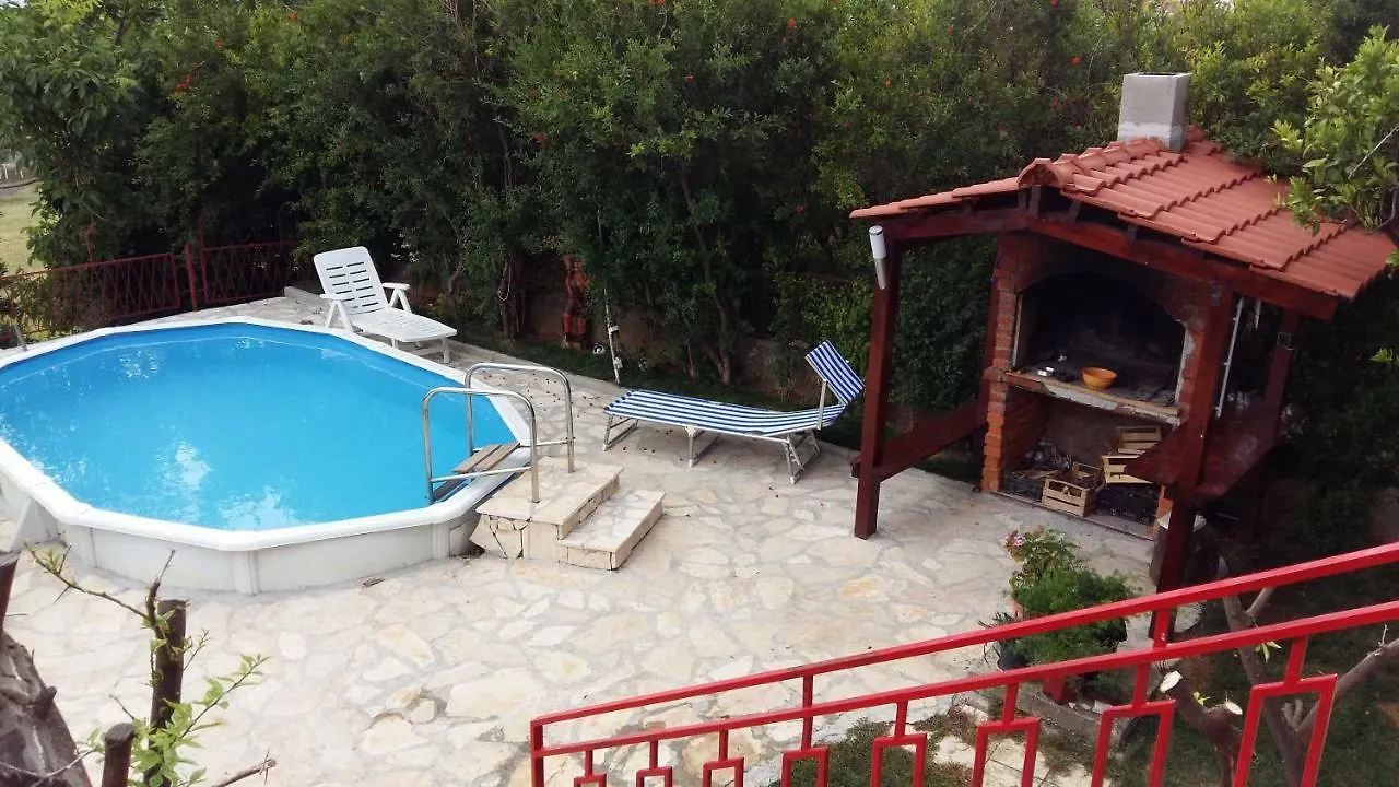 Max Apartment Kastela